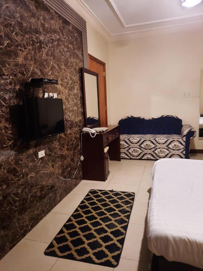 شقق العنوان للوحدات المخدومة Alanwaan Apartments For Serviced Units Даммам Екстер'єр фото