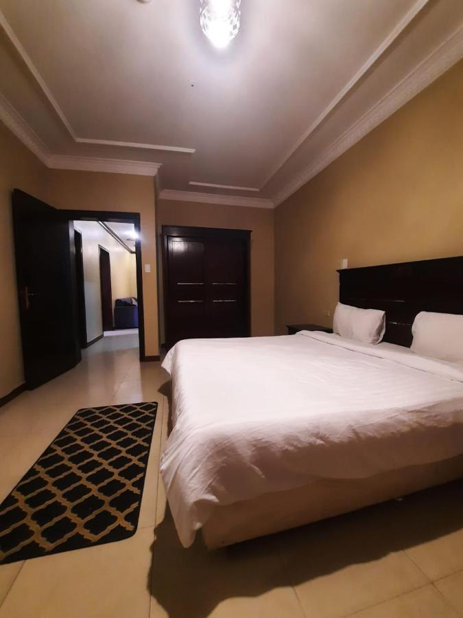شقق العنوان للوحدات المخدومة Alanwaan Apartments For Serviced Units Даммам Екстер'єр фото